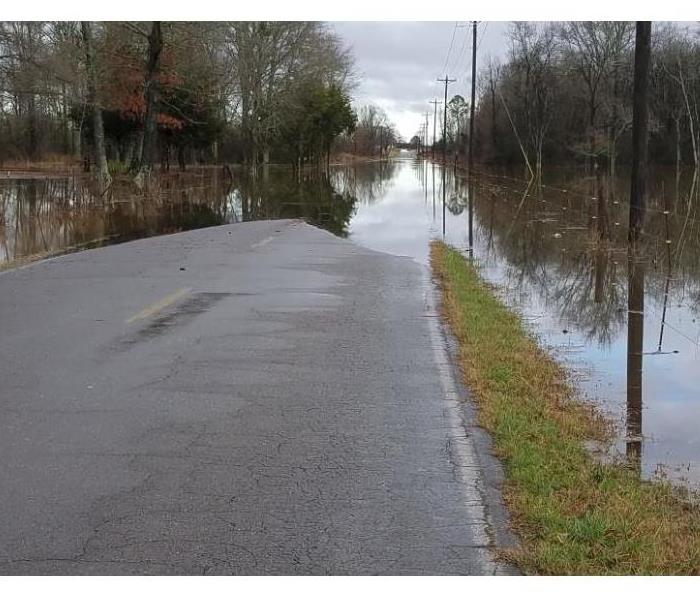 street in Alabama flooded on both sides